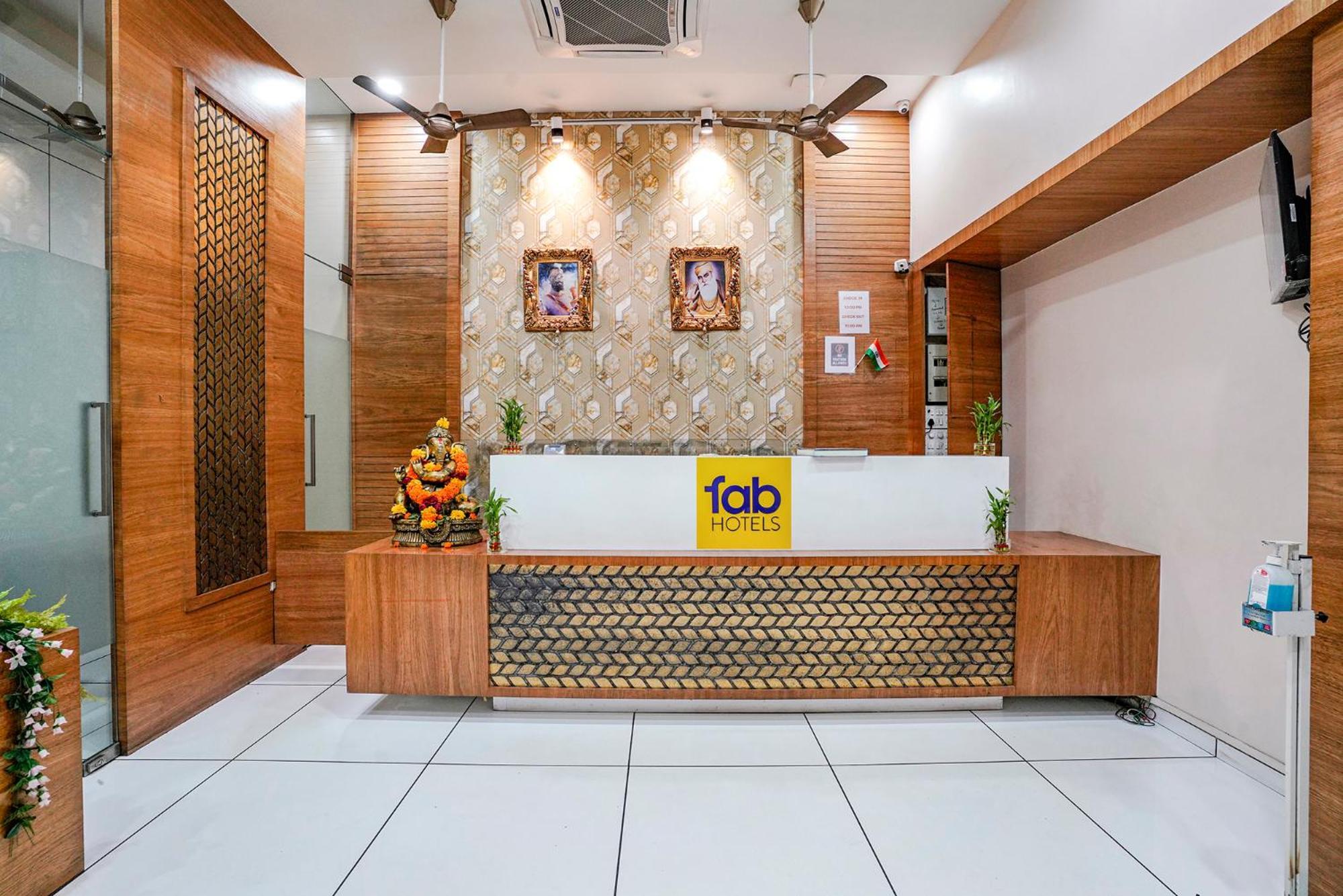 Fabhotel Neelkamal - Chembur ムンバイ エクステリア 写真